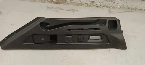 Maserati Grecale Parcel shelf load cover mount bracket 67016726