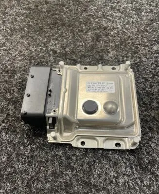 Mercedes-Benz E W213 Adblue control unit A0009006712