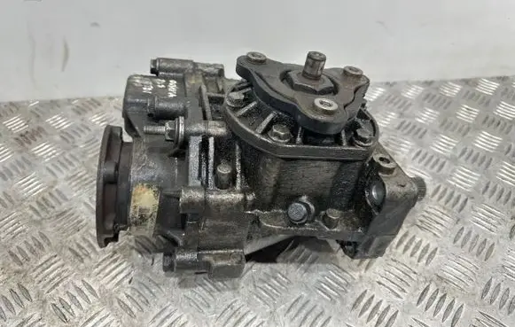 Gearbox transfer box case
