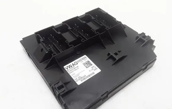 Volkswagen PASSAT B7 USA Comfort/convenience module 5K0937085AB
