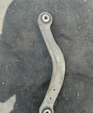 Mercedes-Benz C W204 Rear control arm 20407