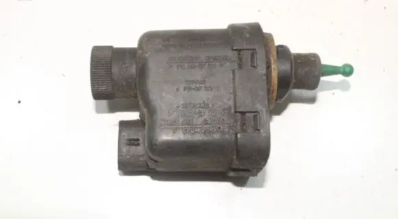 Jaguar XK8 - XKR Headlight level adjustment motor 