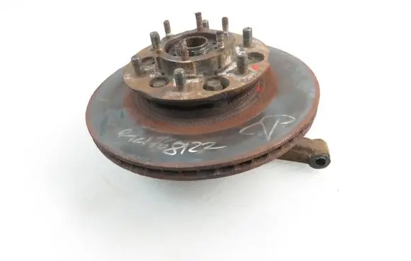 Nissan Pathfinder R50 Front wheel hub spindle knuckle