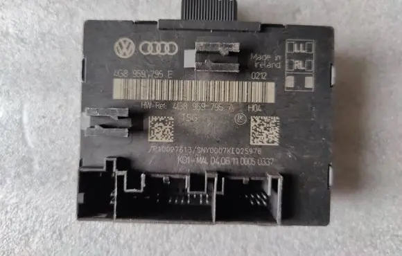 Audi A6 C7 Door control unit/module 4G8959795E 4G8959795A