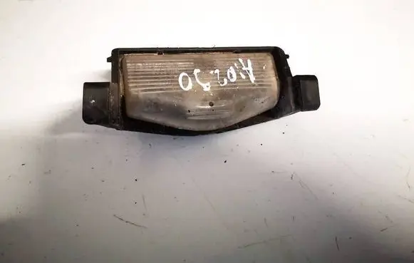 Mazda 3 I Number plate light p3664