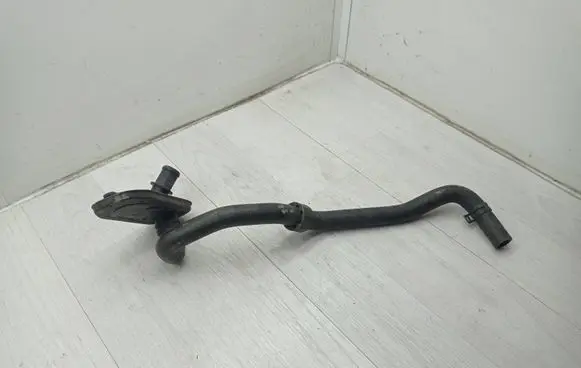 Audi A4 S4 B9 Engine coolant pipe/hose 8W0819332AA PXR154864