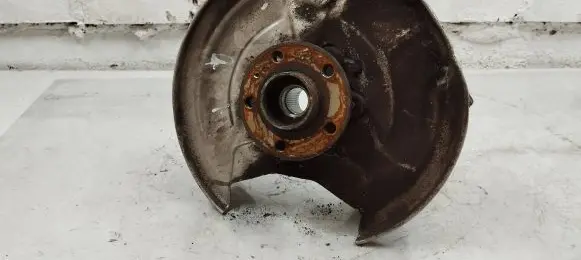 Volvo XC60 Rear wheel hub 31658319 32217286