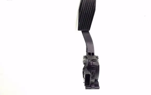Opel Insignia A Accelerator throttle pedal 13237352