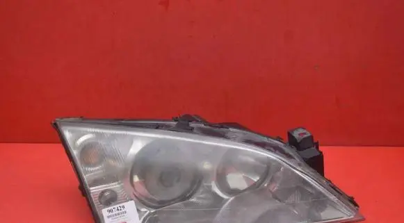 Ford Mondeo Mk III Headlight/headlamp 0301174272