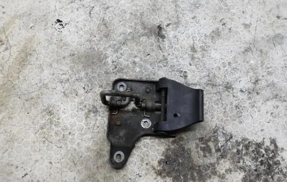 Skoda Octavia Mk3 (5E) Engine bonnet/hood lock/latch loop/hook 5E0823186B