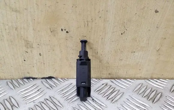 Brake pedal sensor switch