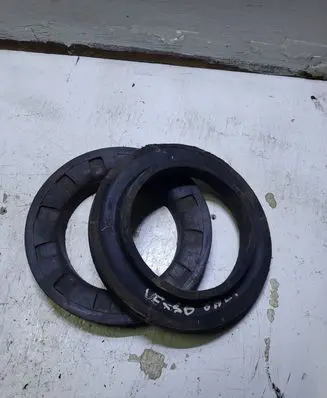 Toyota Avensis Verso Rear coil spring rubber mount 4825728060