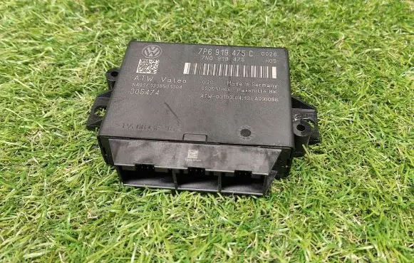 Volkswagen Touareg II Parking PDC control unit/module 7P6919475C 7N0919475