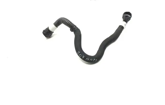Tesla Model 3 Engine coolant pipe/hose 
