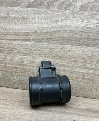 Opel Zafira B Mass air flow meter FGP55350046