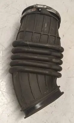 Volvo XC90 Air intake duct part 31370326