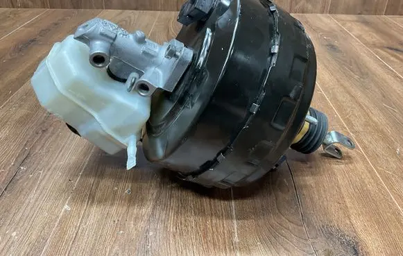 BMW X1 E84 Brake booster 6788038