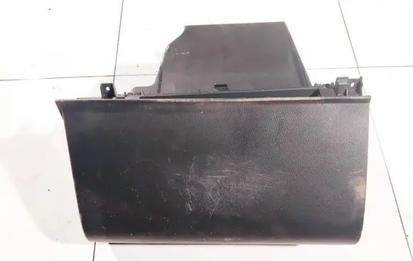 Nissan Note (E11) Glove box 685209u100 p10811