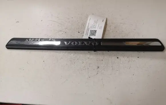 Volvo S80 Front sill trim cover 8659960