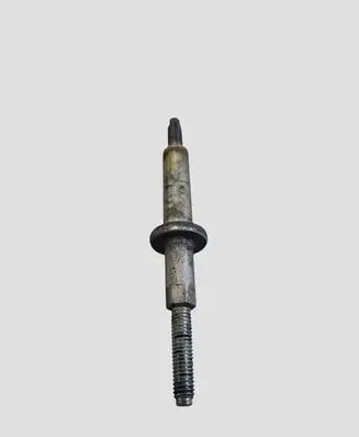 Mazda 6 Fuel Injector clamp holder