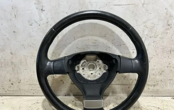 Volkswagen Golf V Steering wheel 1K0419091EQ T1P0134L20100