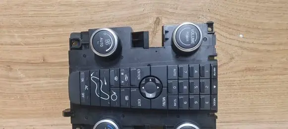 Volvo V50 Climate control unit 31288031