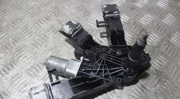 Rear window wiper motor
