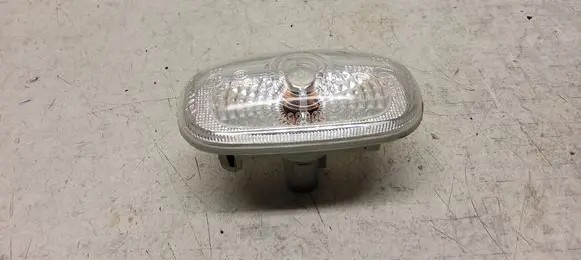 Hyundai Sonata Front fender indicator light 923033K0