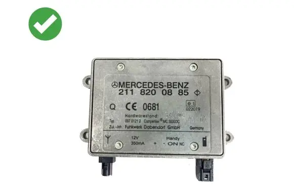 Mercedes-Benz E W211 Antenna control unit 2118200885 09701212