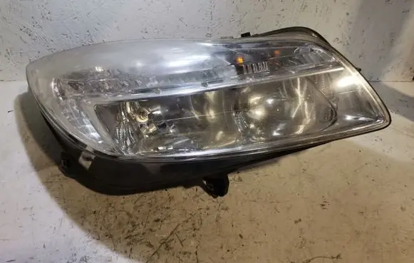 Opel Insignia A Headlight/headlamp 13226781