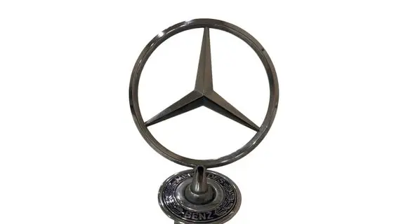 Mercedes-Benz C W203 Manufacturer badge logo/emblem 
