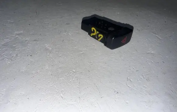 Mazda 626 Hazard light switch 