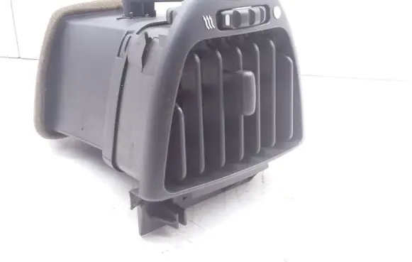 Jaguar XJ X308 Dashboard side air vent grill/cover trim GND6725AB