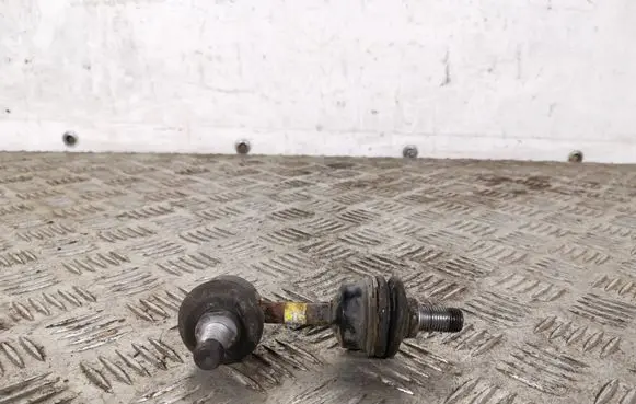 Rear anti-roll bar/stabilizer link