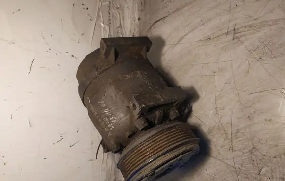 Renault Megane I Air conditioning (A/C) compressor (pump) 7700105765 1135309