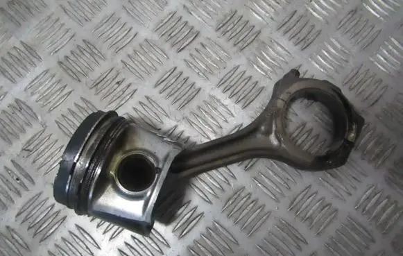 Audi A6 S6 C5 4B Piston with connecting rod 059J