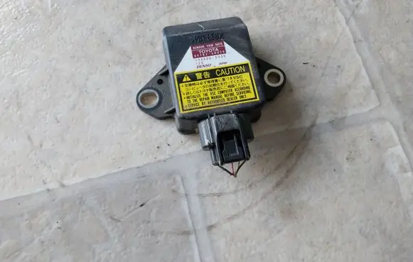 Lexus IS 220D-250-350 ESP acceleration yaw rate sensor 8918360020
