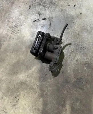 Honda HR-V Rear brake caliper