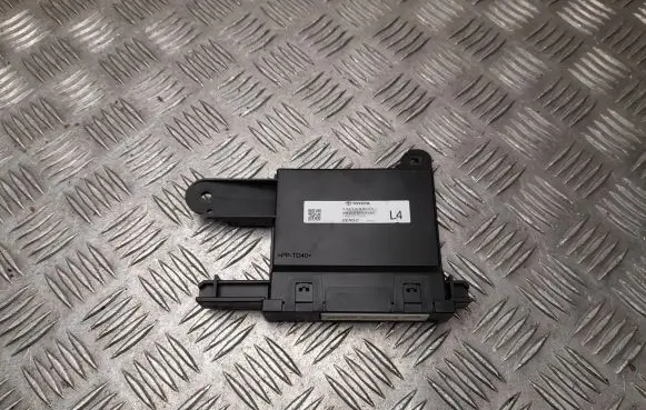Toyota Corolla E210 E21 Other control units/modules 8865002L40
