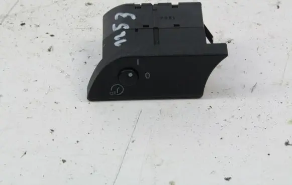 Audi A4 S4 B6 8E 8H Headlight level height control switch 8E1919094B