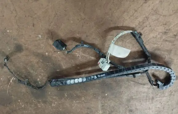 Chrysler Town u0026 Country V Sliding door wiring loom P68078886AB