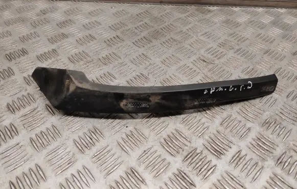 Chevrolet Camaro Front bumper mounting bracket 84140556