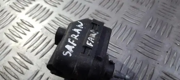 Renault 19 Headlight level adjustment motor 7701035207