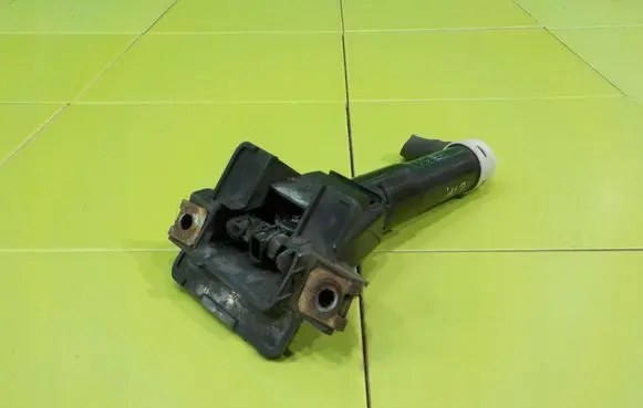Volkswagen Golf IV Headlight washer pump PRZOD ZP10