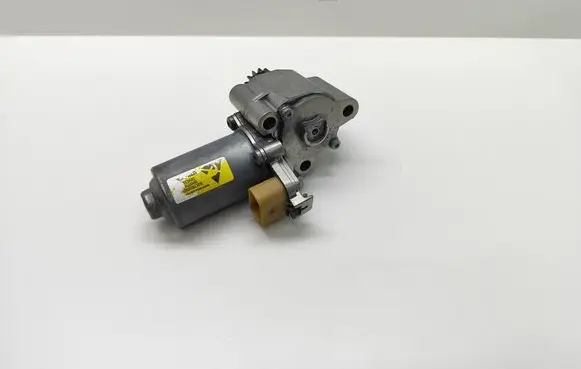 BMW 5 E60 E61 Gearbox-reducer motor 7537077 753707701 27107537077