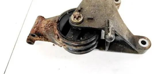 Opel Signum Engine mount bracket 9131148