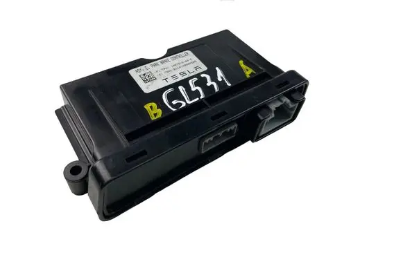 Tesla Model S Other control units/modules 100761800E