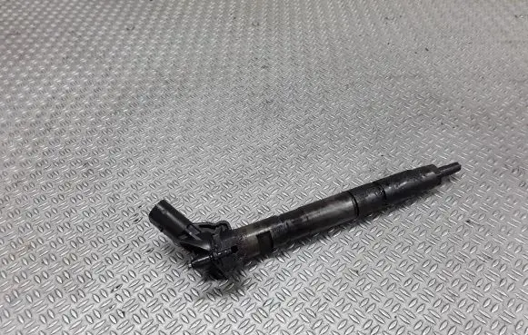 Audi A6 S6 C6 4F Fuel injector 059130277Q