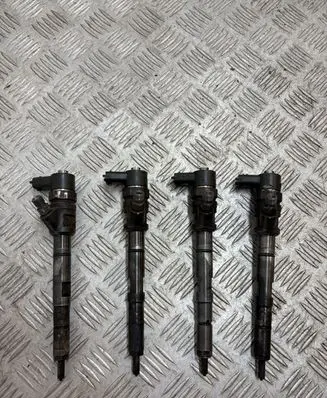 KIA Sorento Fuel injectors set 0445110275