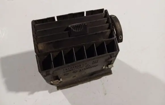 Opel Zafira B Dash center air vent grill 13144398